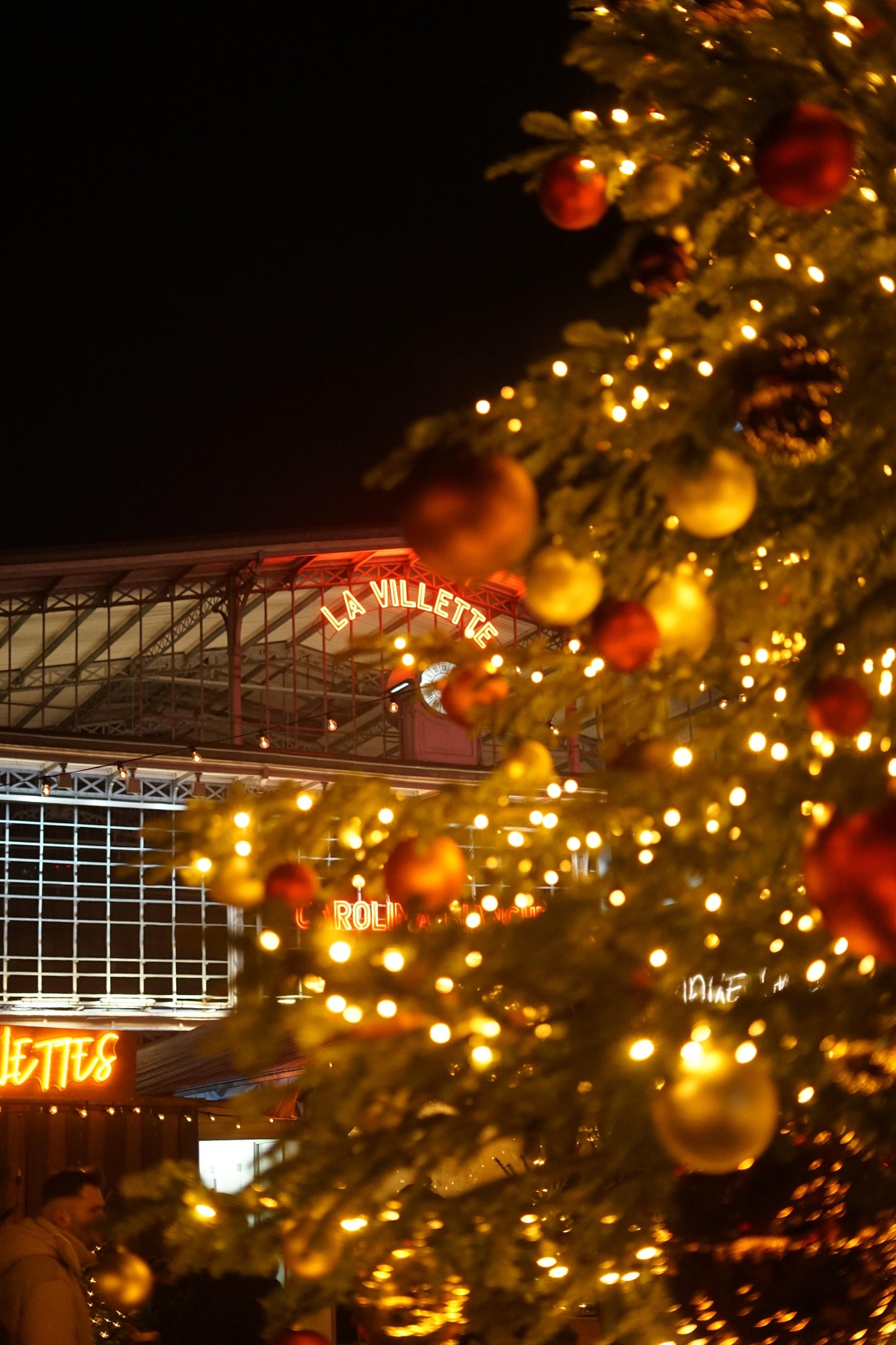 🎄 Atelier de peinture sur décorations de Noël - Marché de Noël de La Villette