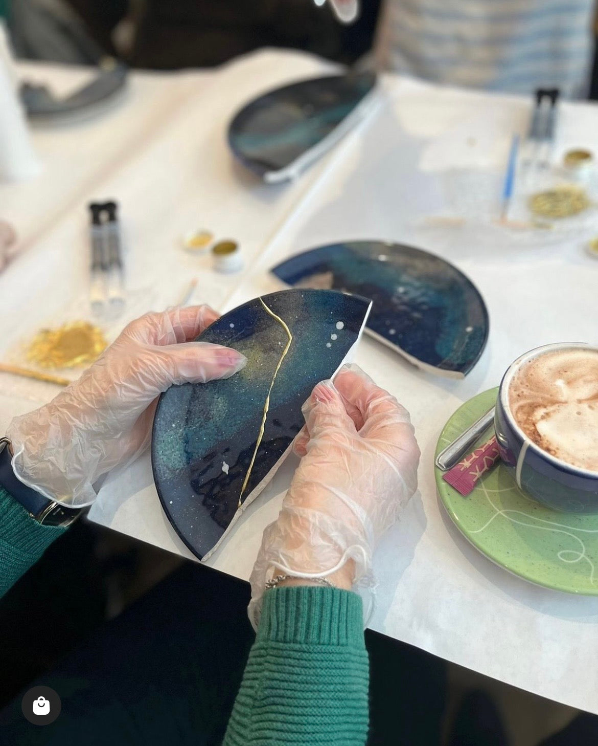 Atelier Kintsugi, Initiation à la technique japonaise de réparation de céramique - Versailles