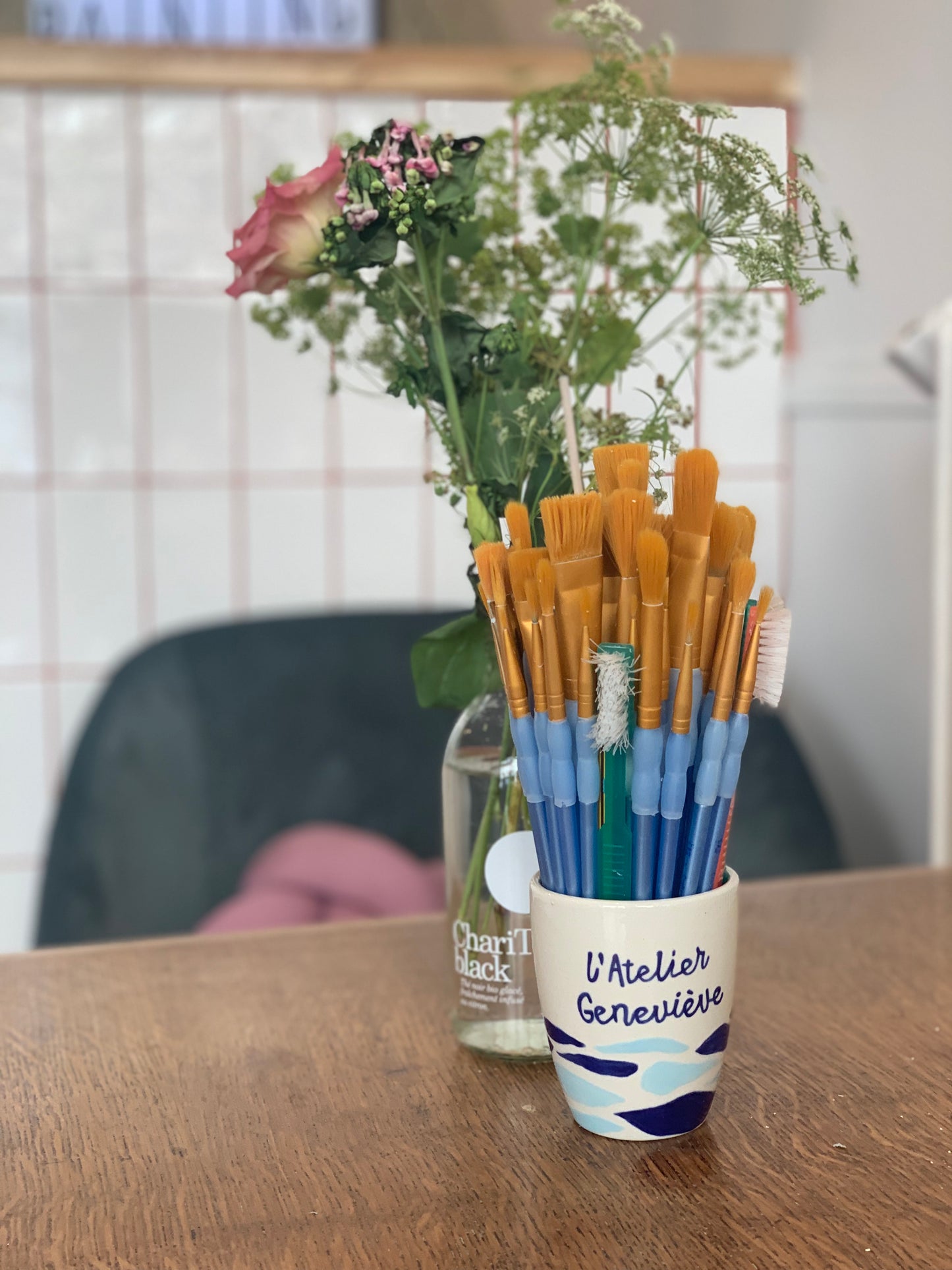 Set of 3 brushes (various sizes)